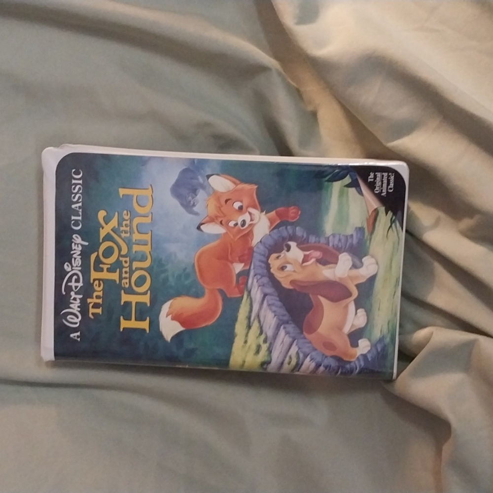 The Fox and the Hound VHS tape